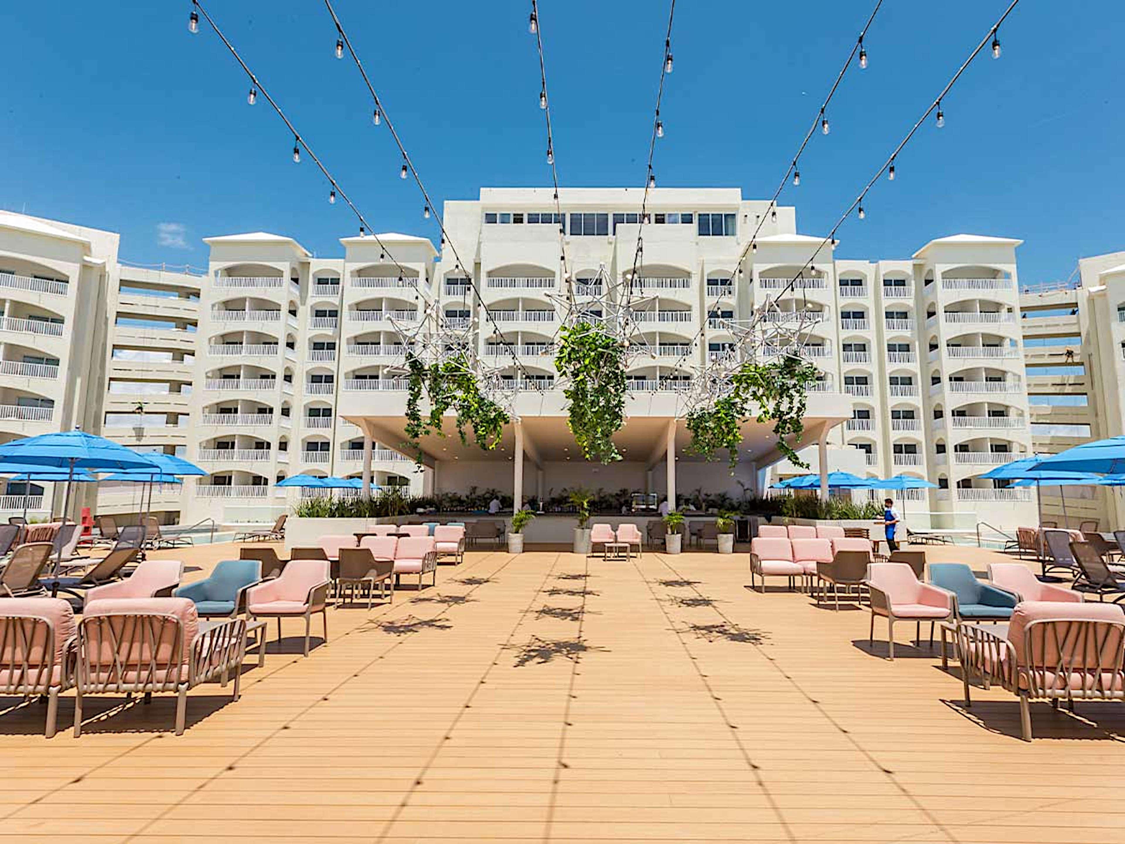 Hilton Cancun Mar Caribe All-Inclusive Resort 外观 照片